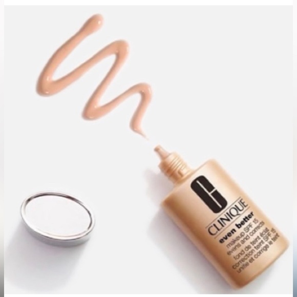 CLINIQUE Even Better Makeup Broad Spectrum SPF 15 Foundation In CN 58 Ho… - Picture 8 of 13